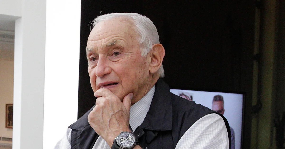 Les Wexner, longtime Epstein benefactor, testifies before House committee