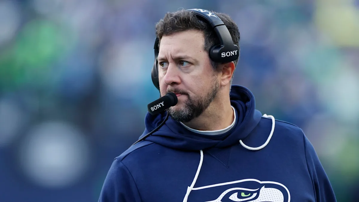 Seahawks promote Justin Outten to offensive run game coordinator