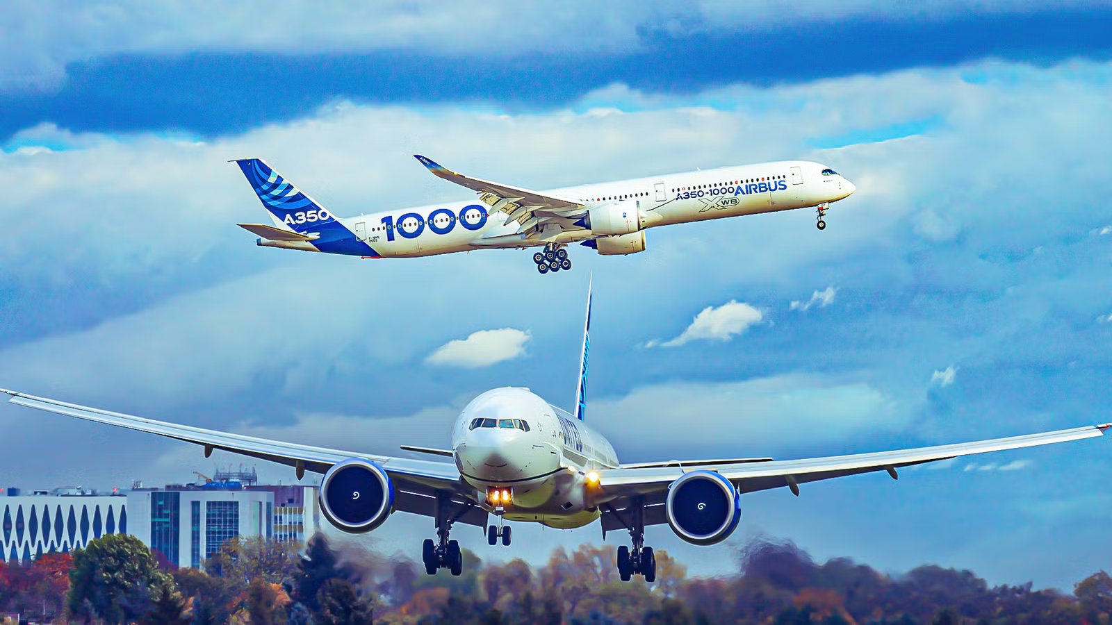 Is It True That The Boeing 777-300ER Is Heavier Than The Airbus A350?