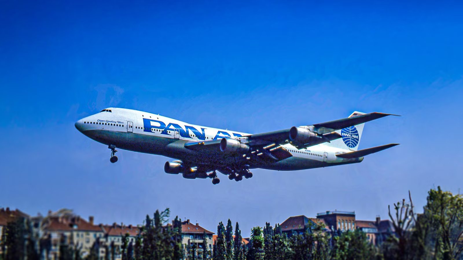 How Many Boeing 747-100’s Were Built?