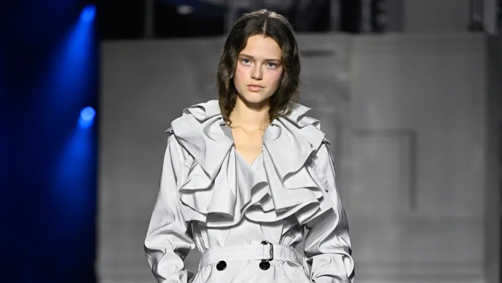 Burberry Fall 2026 Ready to Wear Runway, Fashion Show & Collection Review