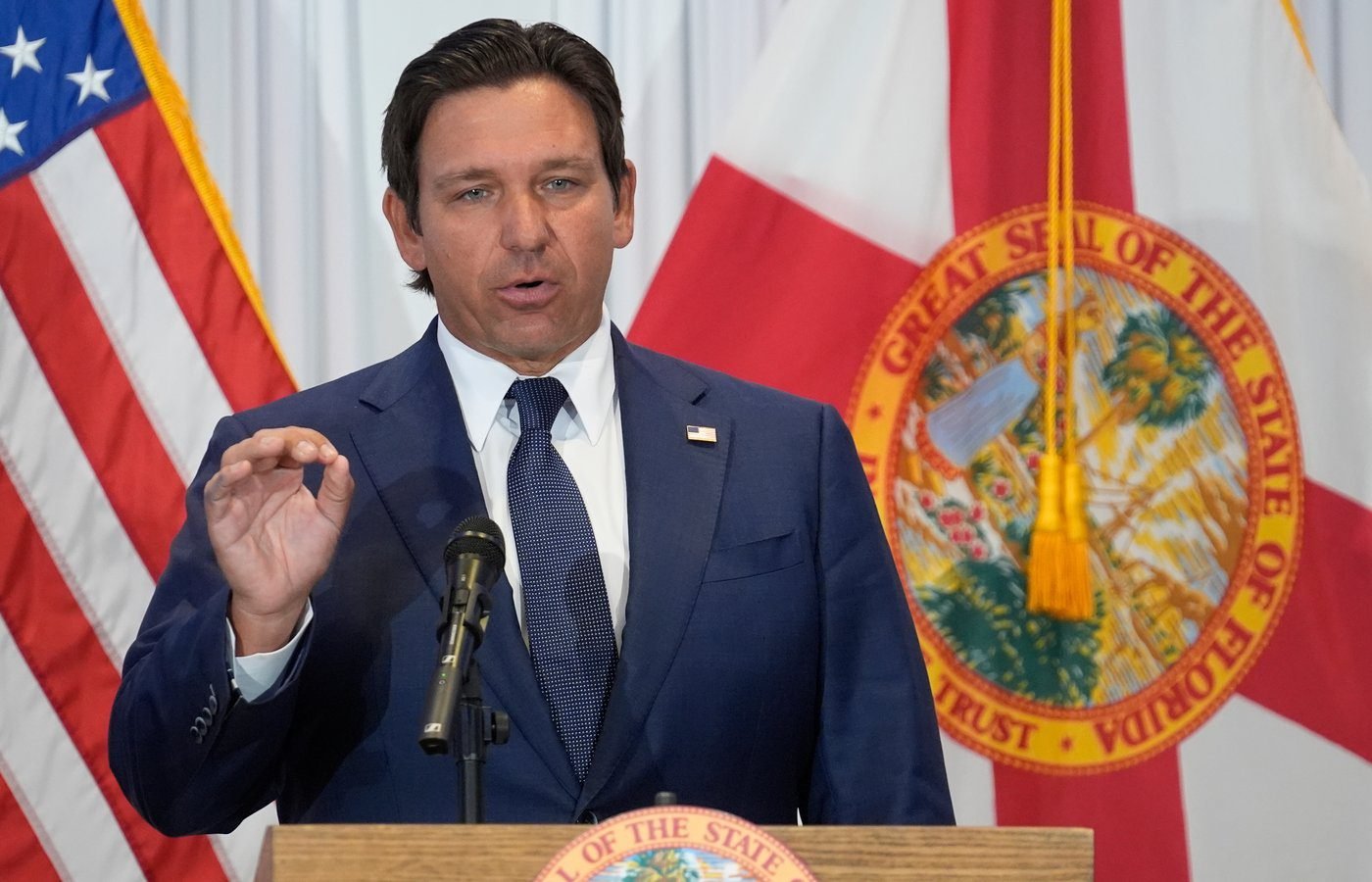 Lawsuit challenges DeSantis’ authority to call special session for redistricting