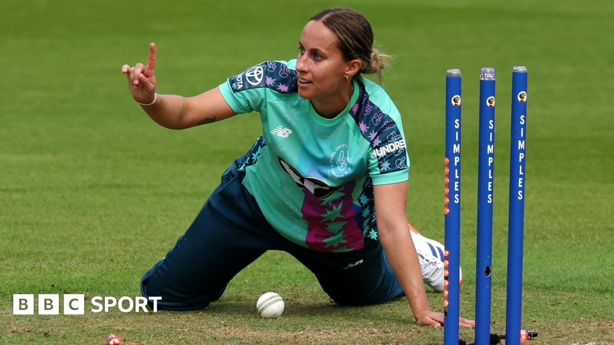 Tash Farrant: Surrey and England seamer retires with back injury