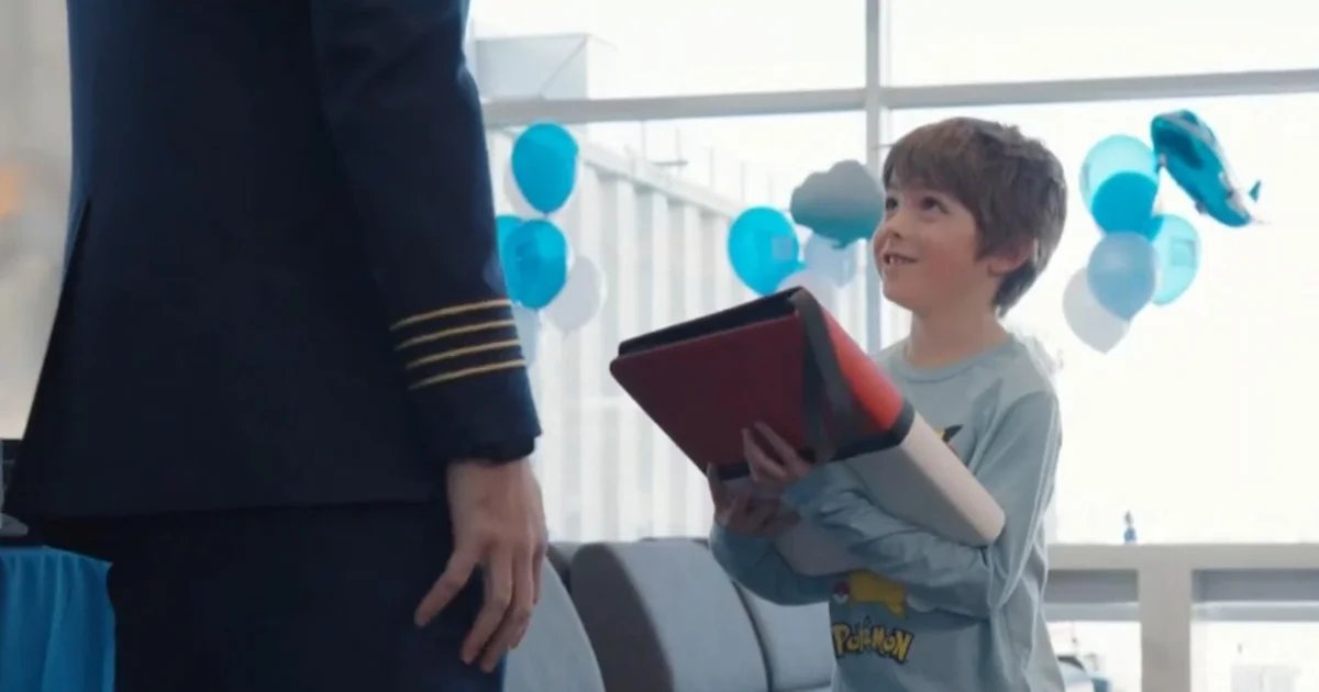 Boy who lost Pokémon binder gets over 15,000 cards from strangers