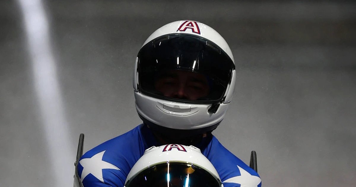 U.S. bobsled duo falls short of three German teams