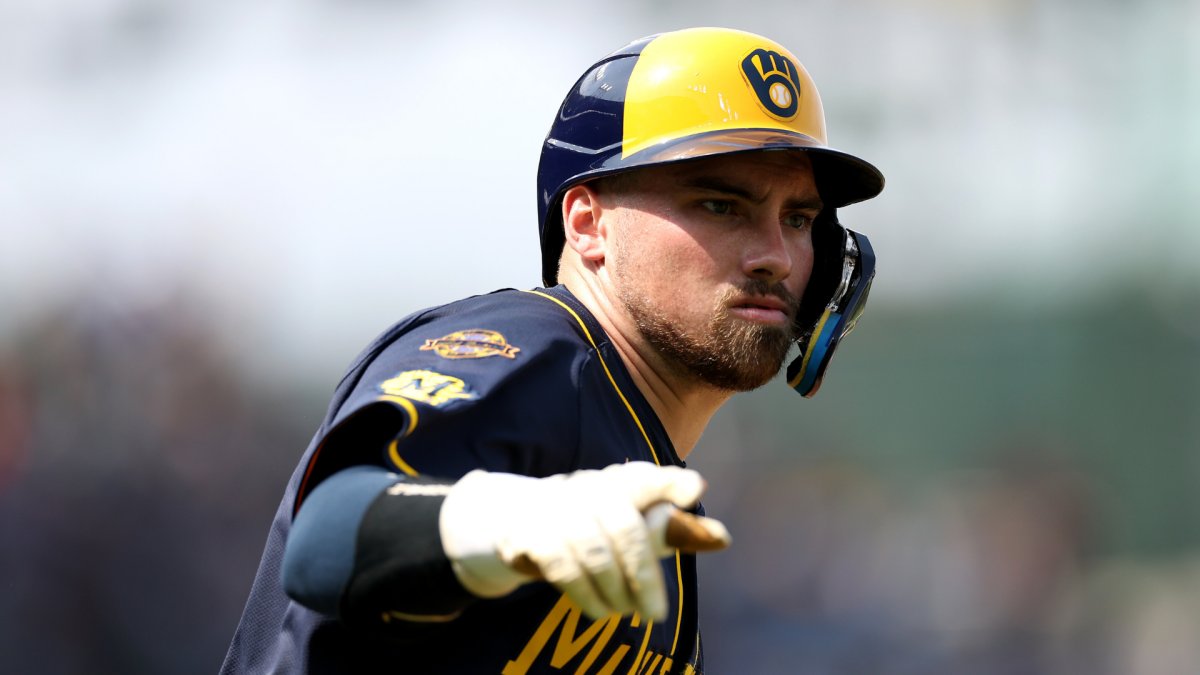 Caleb Durbin trade: Red Sox finally get infield help in six-player swap with Brewers