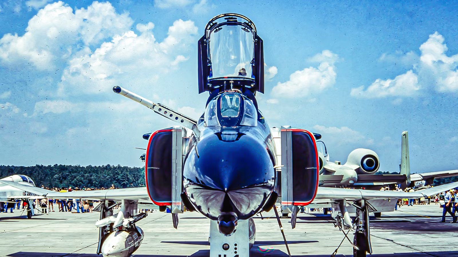 How Many F‑4 Phantom IIs Were Built?
