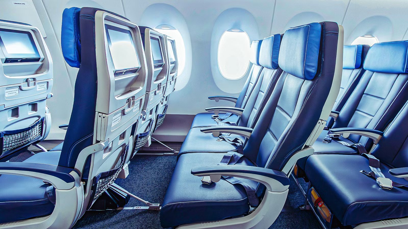 I’m A Flight Attendant And This Is How To Pick The Best Seats On Any Aircraft