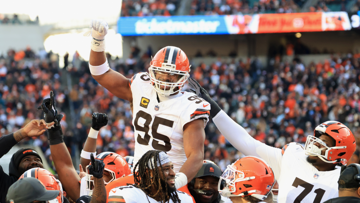 2026 NFL Honors: Browns’ Myles Garrett named Defensive Player of Year
