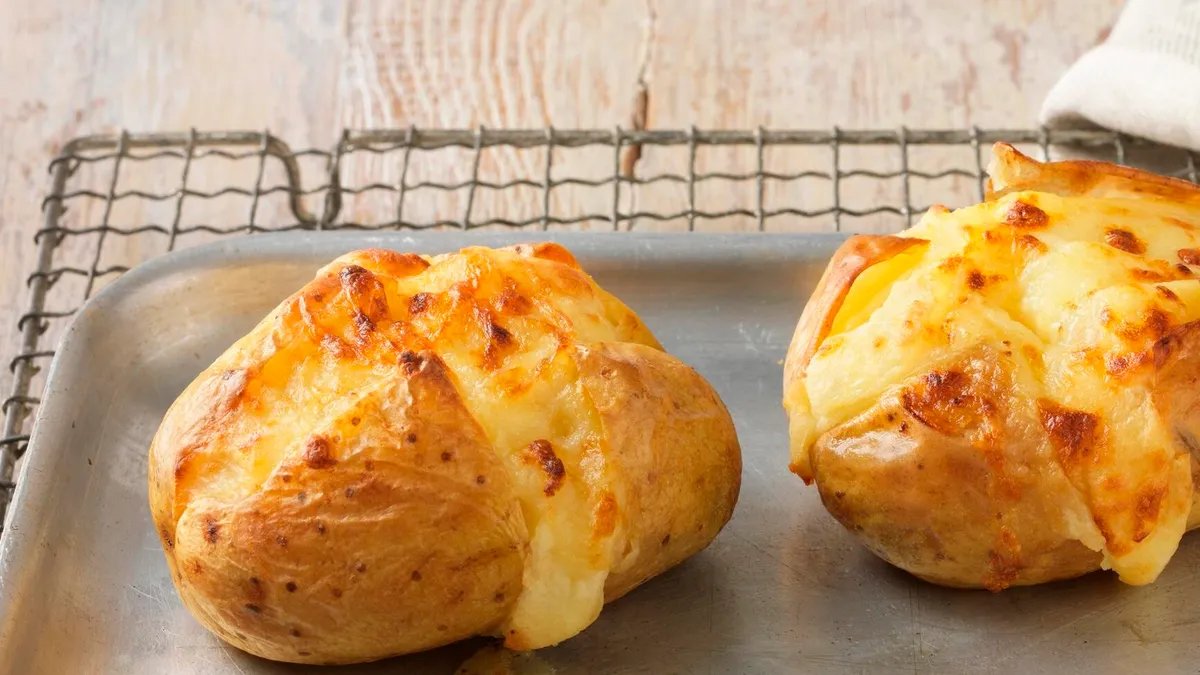 Imagine Waiting an Hour for a Potato When a 12-Minute Nuke-and-Crisp Is Objectively Fluffier