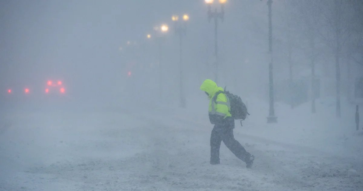 Boston Globe postpones printing of paper for first time in 153 years, due to blizzard