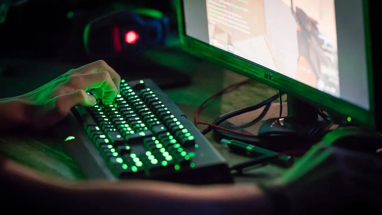 ‘It Looks Like I Just Got a PlayStation 7’ Streamer Northernlion Just Discovered His High Refresh Rate Monitor Was Still Set to 60Hz