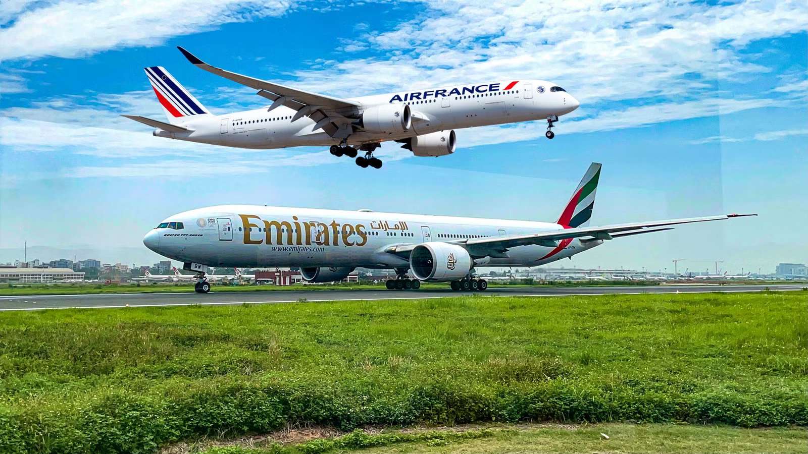 Here’s How Much More Takeoff Thrust The Boeing 777-300ER Has Compared To The Airbus A350-900