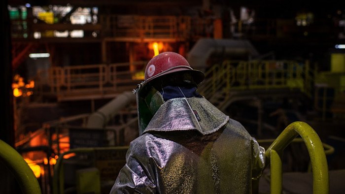 Chile aims for 4% growth as copper booms