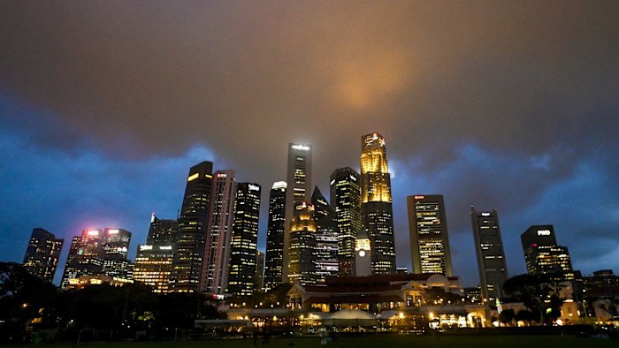 Singapore warns global economic ‘fragility’ could hit trade bellwether