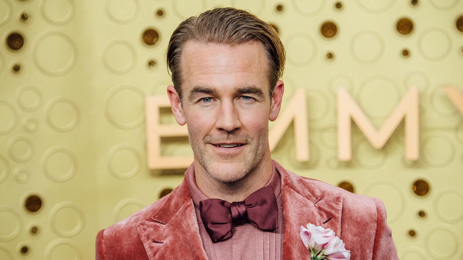‘Dawson’s Creek’ star James Van Der Beek dies at age 48