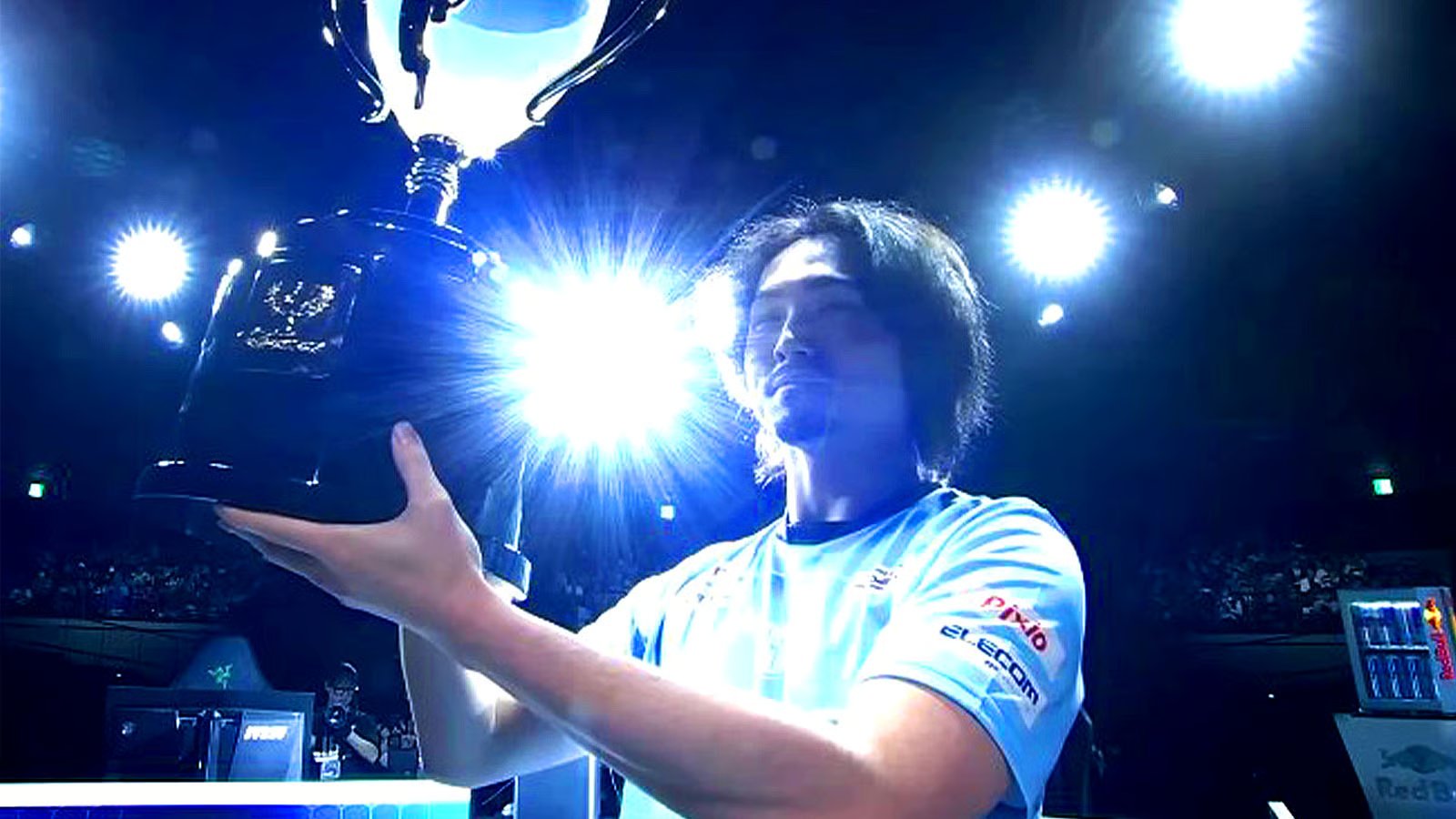 Street Fighter 6 champ forced to retire at peak of his career due to brain condition