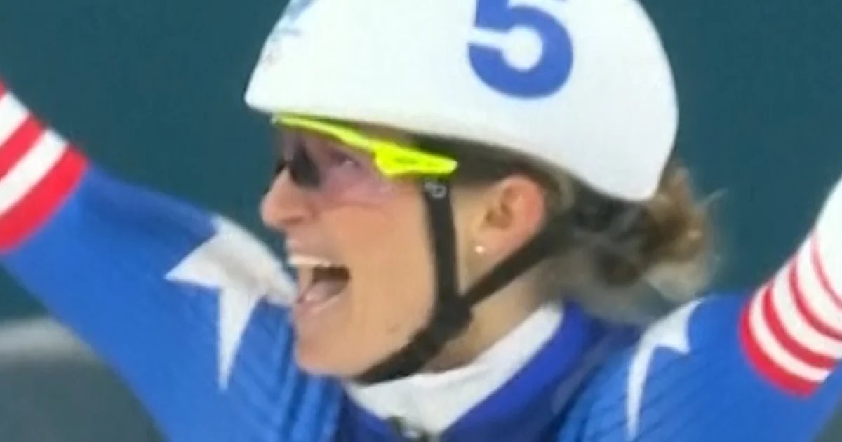 U.S. takes gold in women’s mass skating for first time