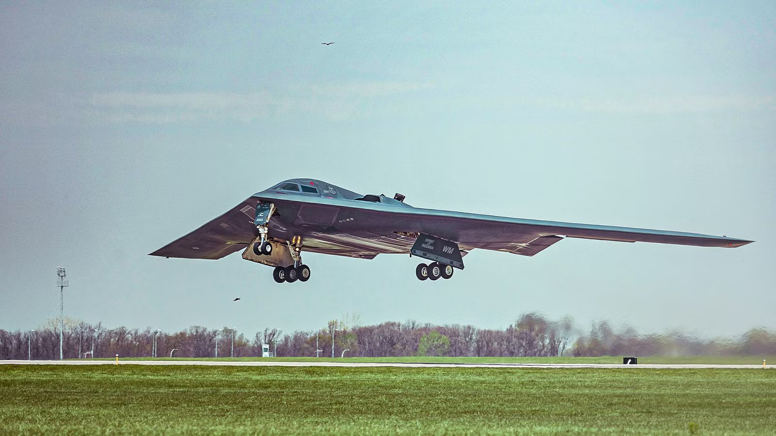 Which Country Has The Most Powerful Stealth Aircraft?