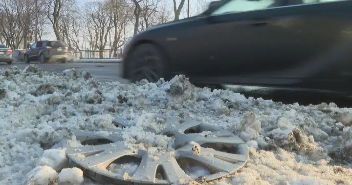 Montreal mayor falls victim to city’s growing pothole problem – Montreal