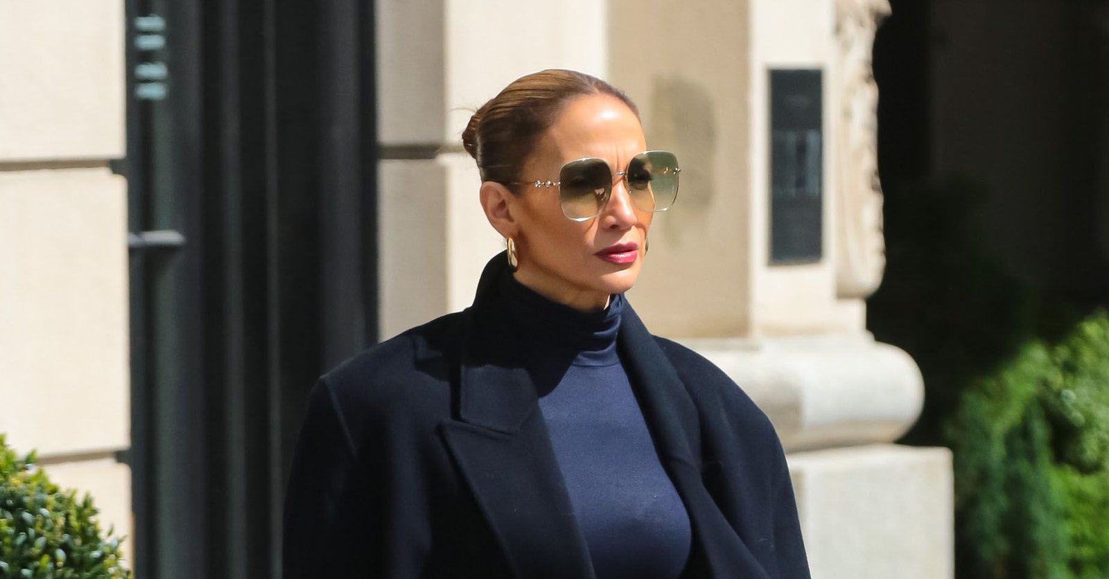 JLo Just Wore The Next Winter It Accessory