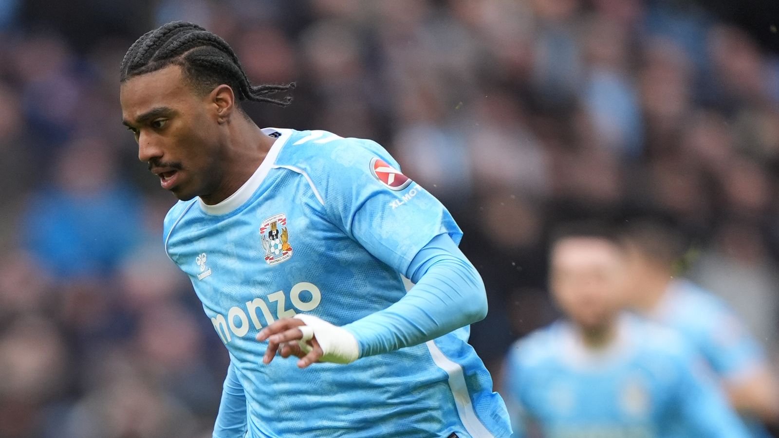 Coventry in action after Ipswich win; Birmingham lead Leicester – EFL LIVE!