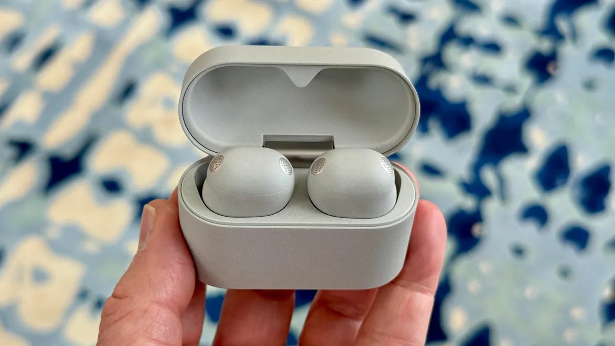 Sony’s New WF-1000XM6 Earbuds Just Jumped to the Top of My Best Earbuds List