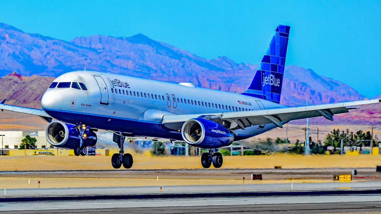 Solar Flare Or Software Flaw? JetBlue Passengers Sue Airbus Over Terrifying Mid-Air Nosedive