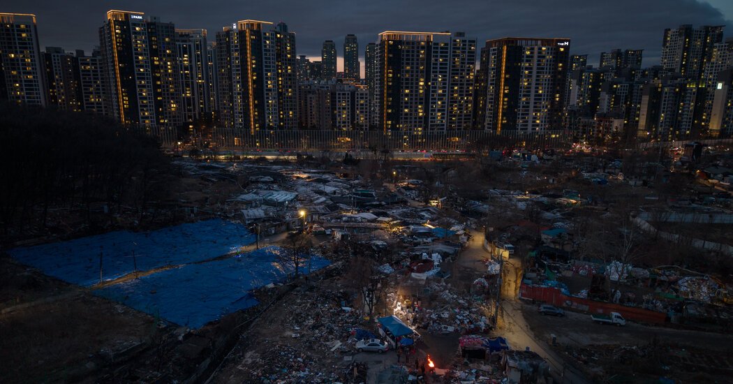 The Slum in Gangnam, the Richest Part of Seoul