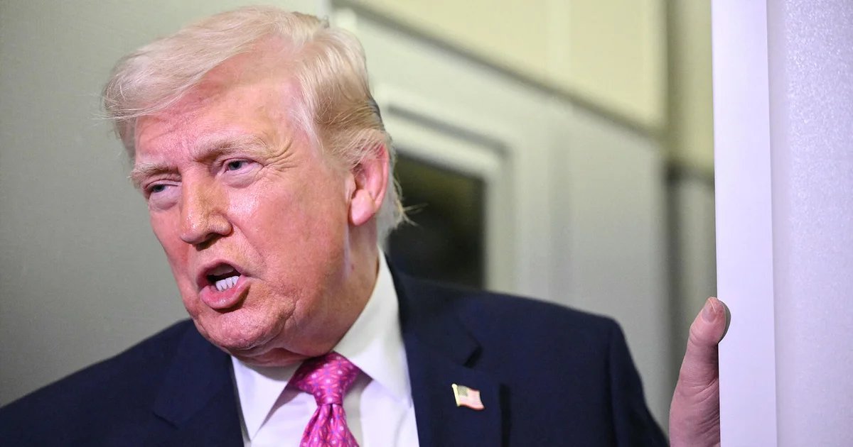 Trump signs order on mail-in ballots and federally run voter lists as critics vow legal challenges