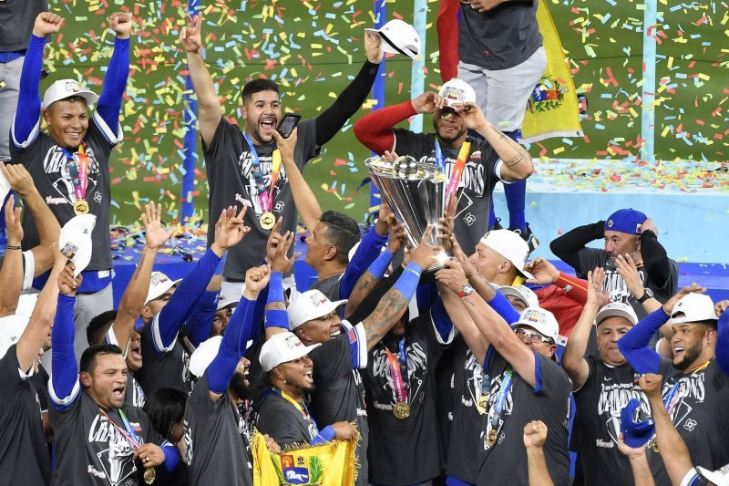 Suarez leads Venezuela past USA for first World Baseball Classic title