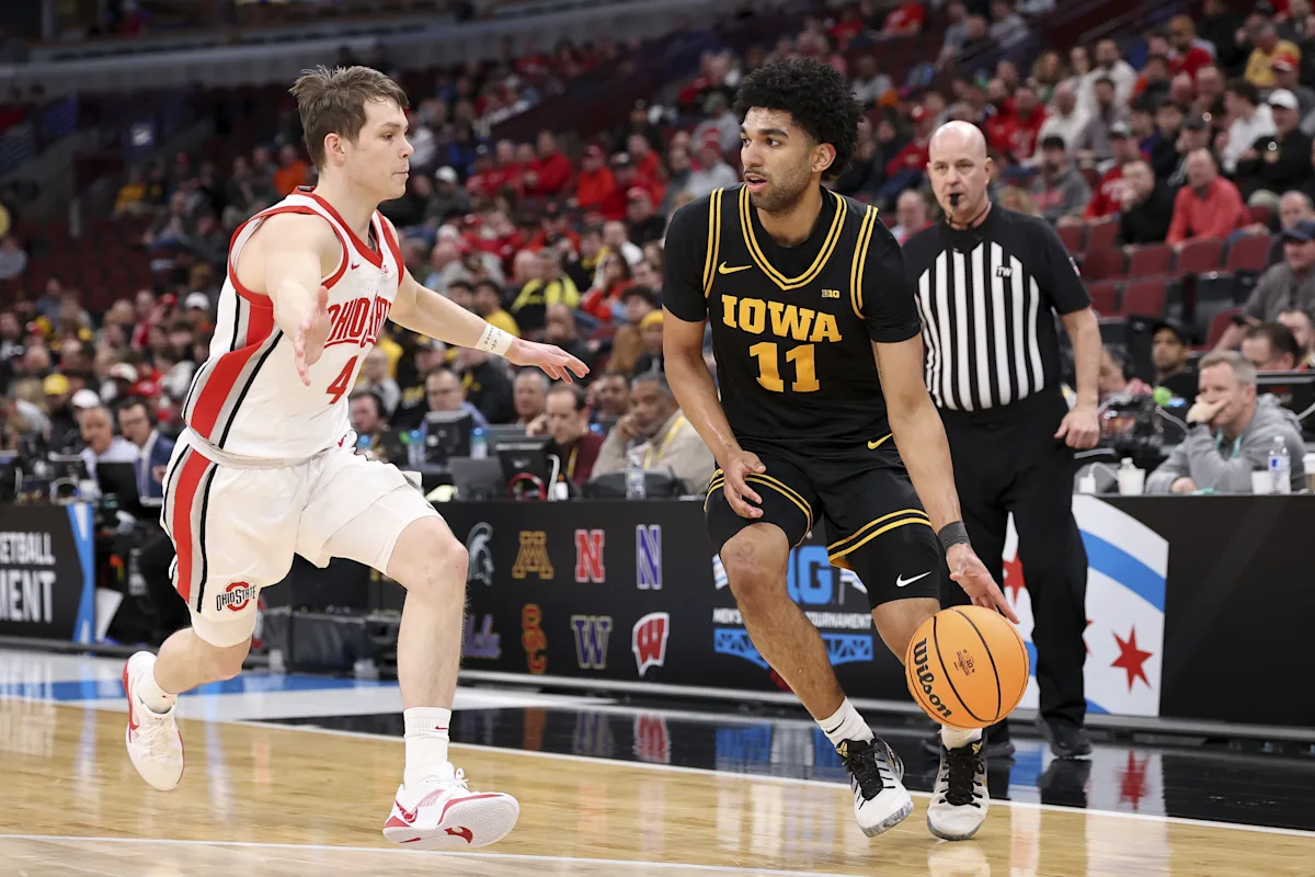 Hawks beat Clemson, 67-61, in first NCAA Tournament win since 2021