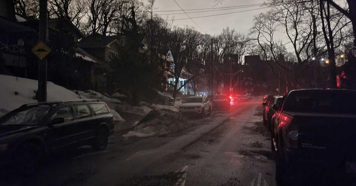Around 3,000 without power, stretch of Line 2 subway shut down, as hydro outage hits east side of Toronto