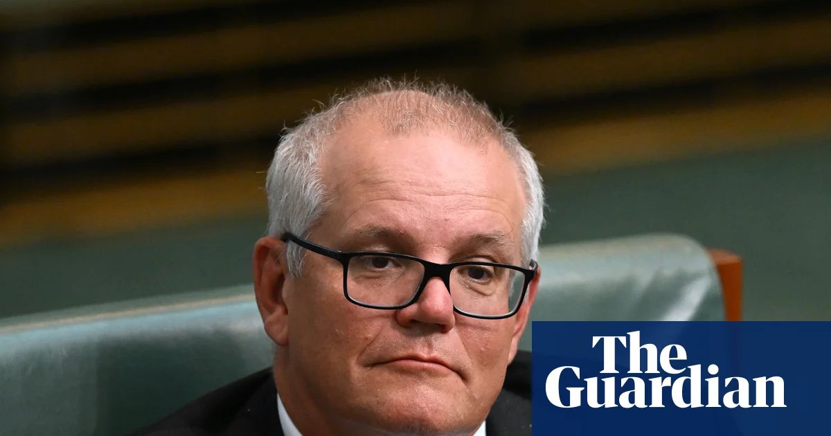 Two robodebt officials engaged in serious corrupt conduct, Nacc finds, but Scott Morrison cleared | Centrelink debt recovery
