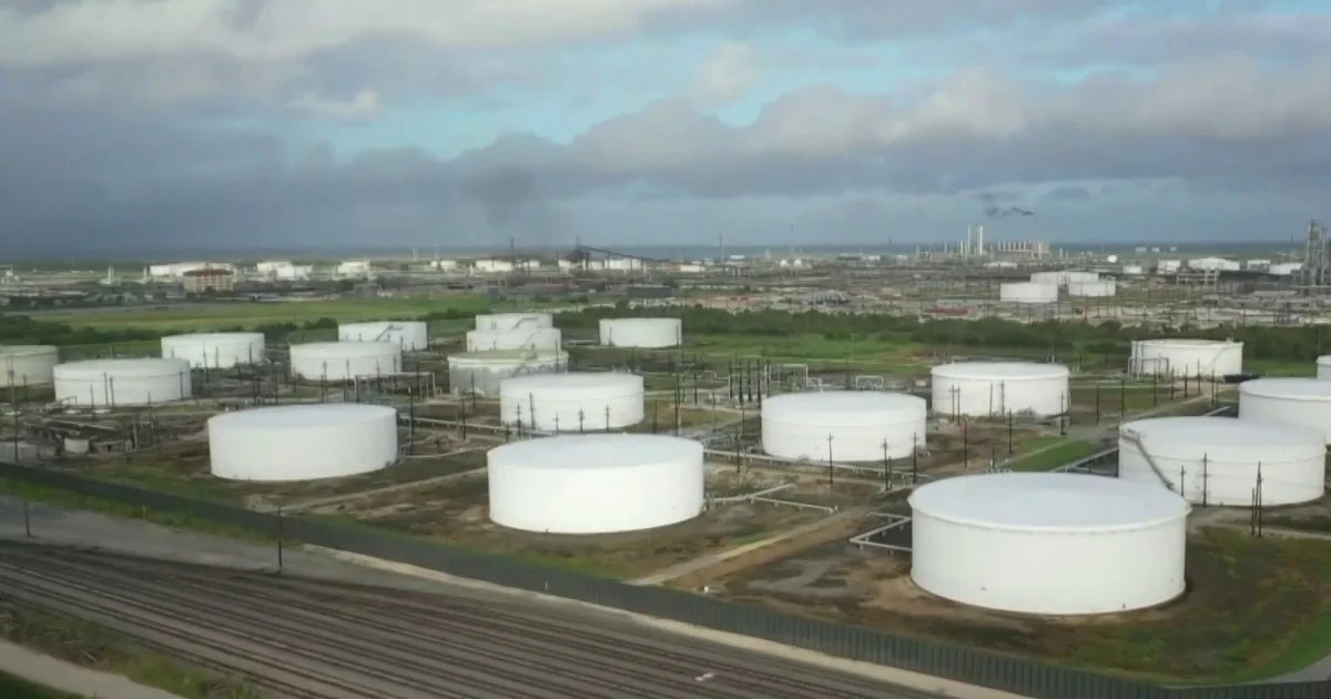 Trump to tap strategic oil reserve to bring down gas prices