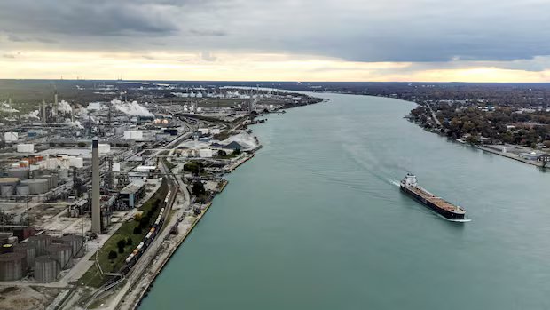 Oil spill in St. Clair River ‘contained,’ according to Suncor in Sarnia