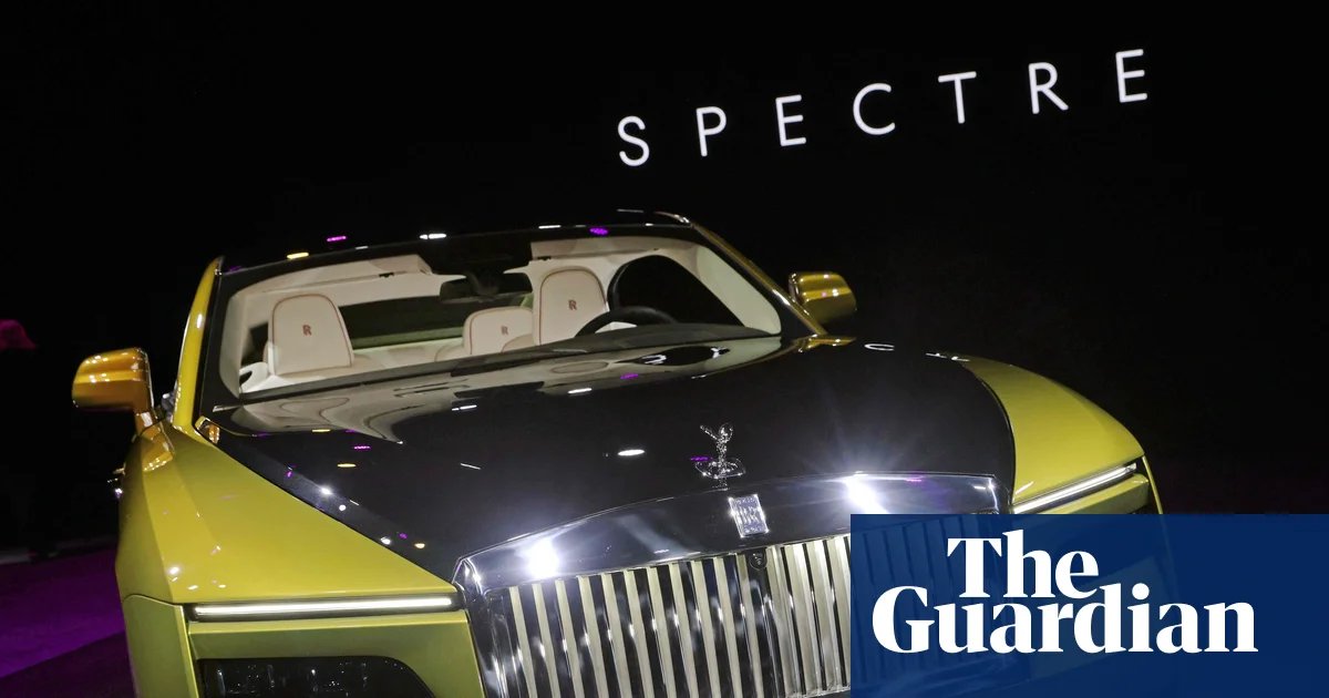 Rolls-Royce scraps goal to go all-electric by 2030 | Rolls-Royce