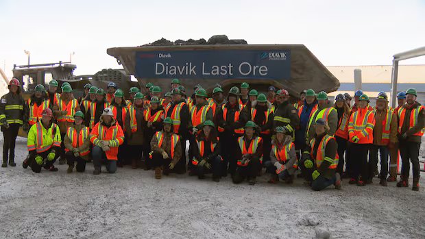 As one N.W.T. diamond mine shuts down, these workers want to stay in the North