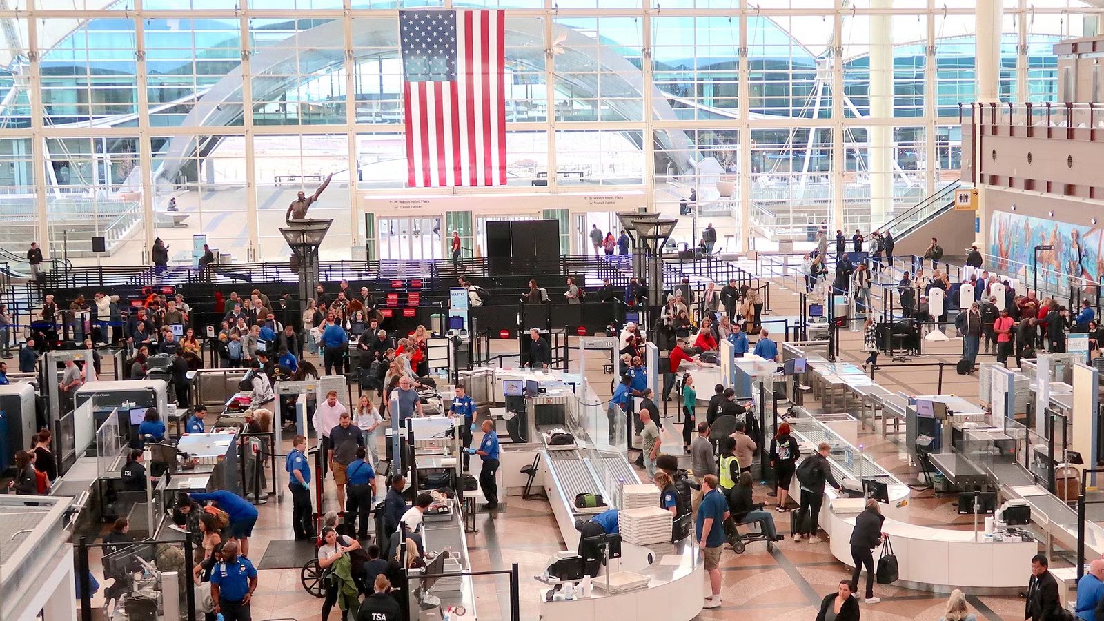 Why US Airport Gridlock Is Here To Stay – Even With Trump’s TSA Pay Order