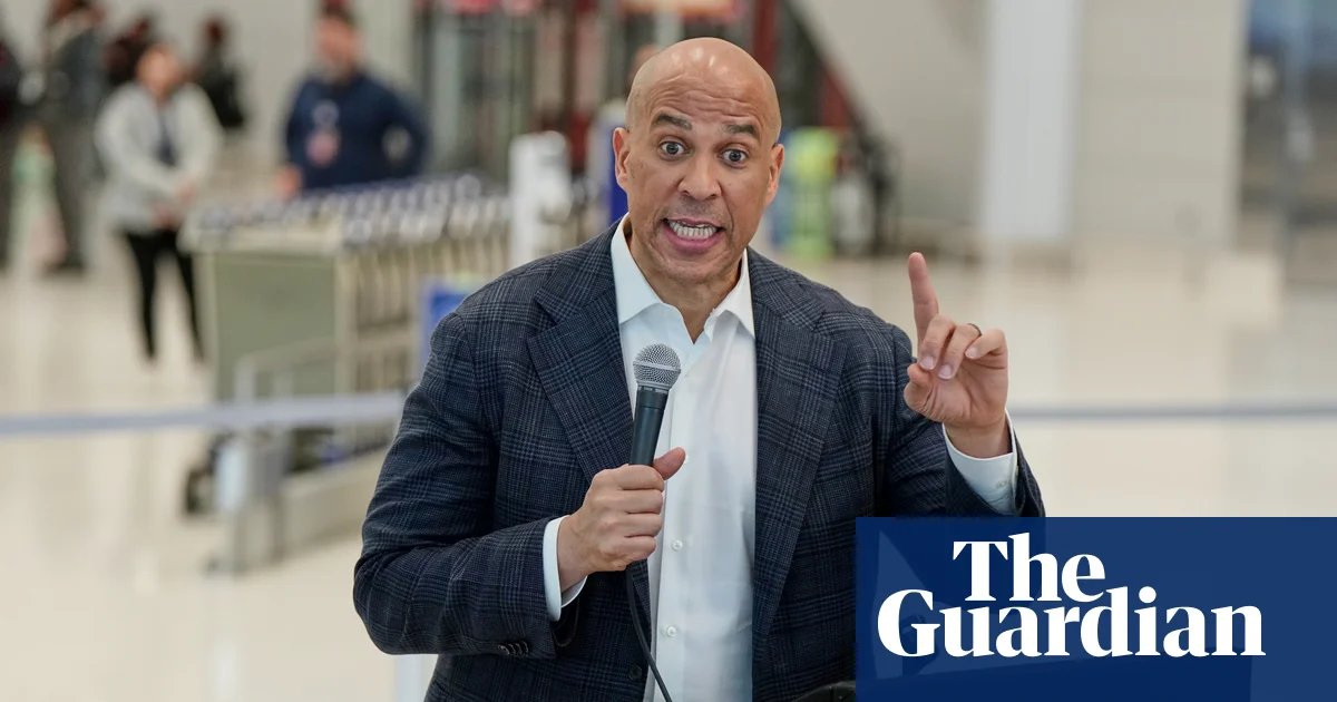 Cory Booker says Democrats have ‘failed this moment’ and calls for new leaders | Democrats