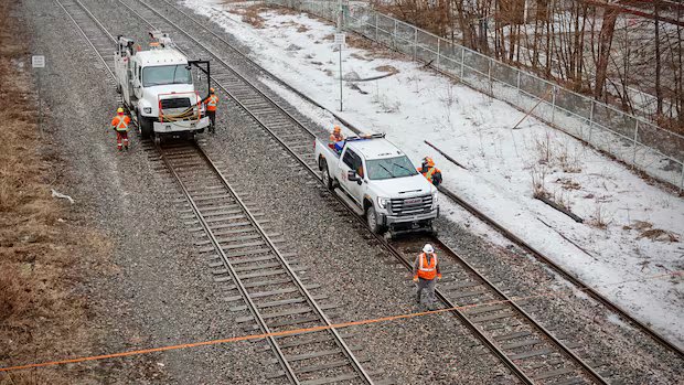 Woman killed after being hit by train in Montreal’s Mile End neighbourhood