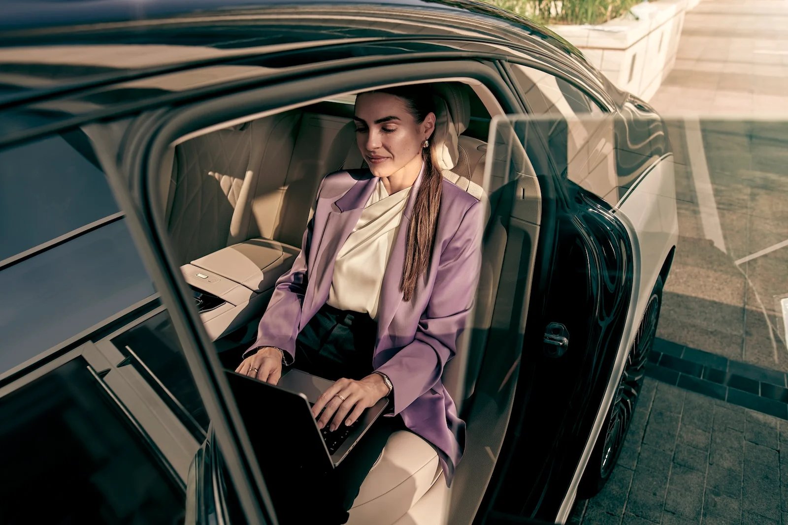 Clear and Blacklane partner to provide ‘home-to-gate’ chauffeur service