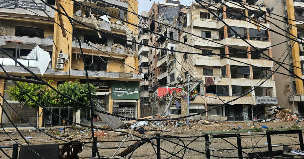 Iran War Live Updates: U.S. Lifts Sanctions on Iranian Oil as War Enters Fourth Week