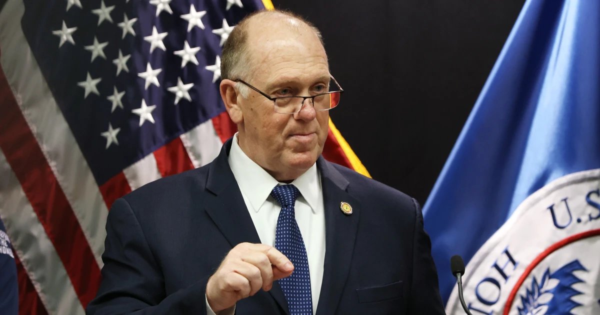 Tom Homan says ICE agents will assist at crowded airport security points amid TSA staffing shortages