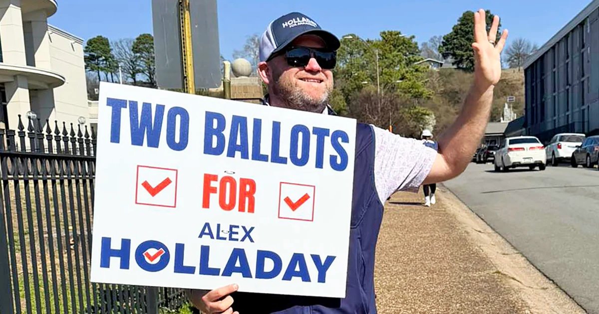 Democrats have flipped 9 seats in state legislative special elections under Trump while Republicans are at 0