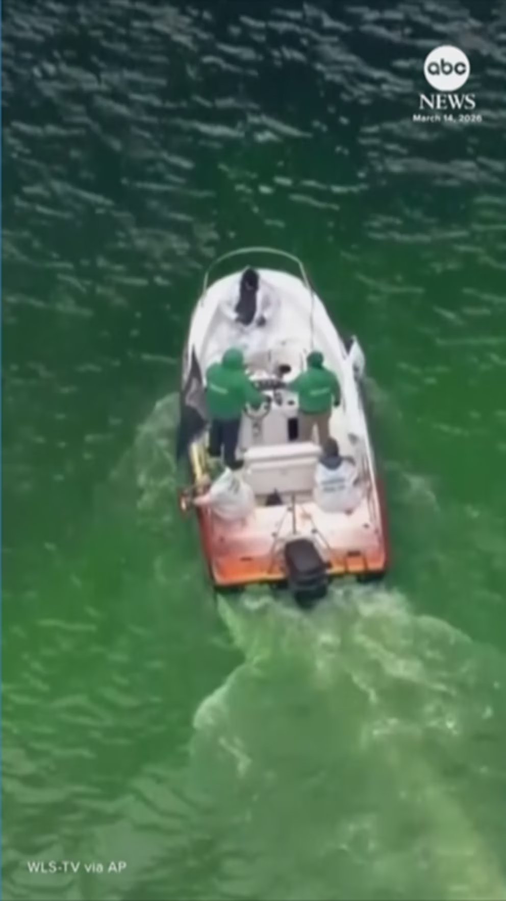 WATCH:  Chicago River dyed green for St. Patrick's Day