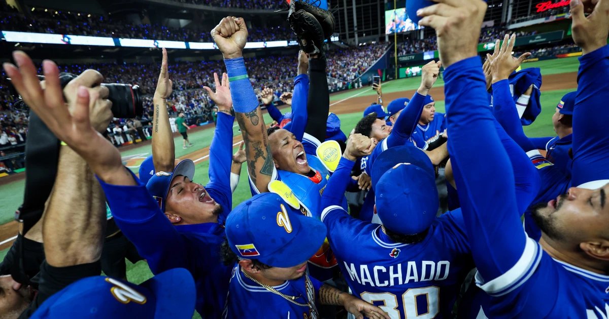 Venezuela defeats the United States 3-2 to claim first World Baseball Classic championship