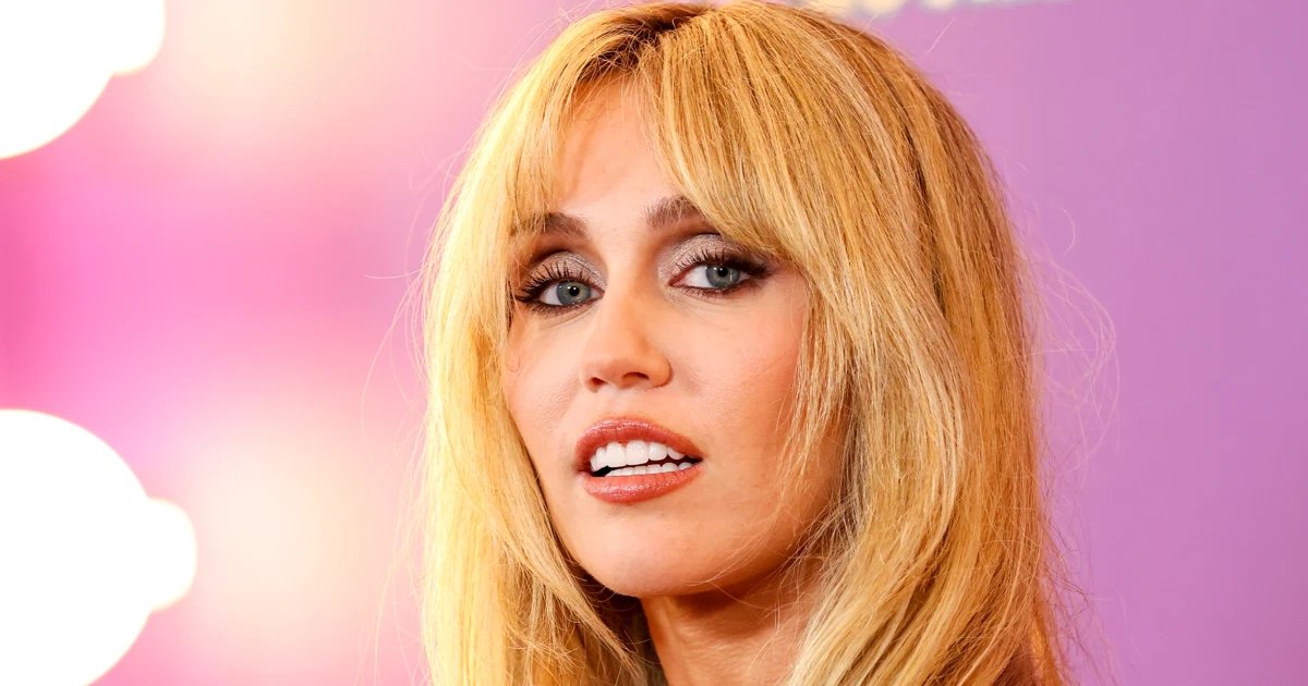 Cameos, Alex Cooper talk and more