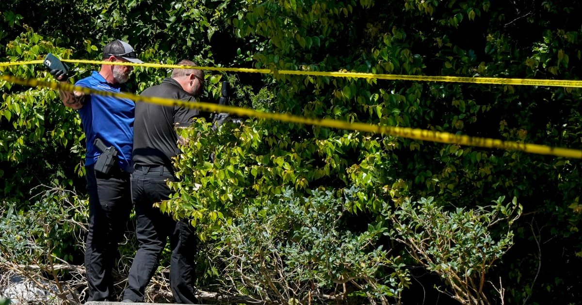 Florida man who allegedly shot and killed wife and wife’s lover still at large, police say