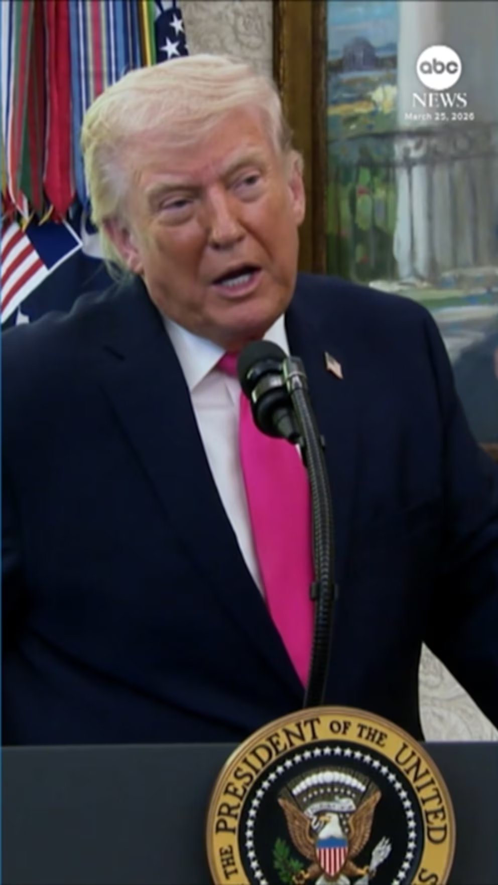 Video President Trump says he’s ‘pretty much not happy’ with any deal to reopen DHS